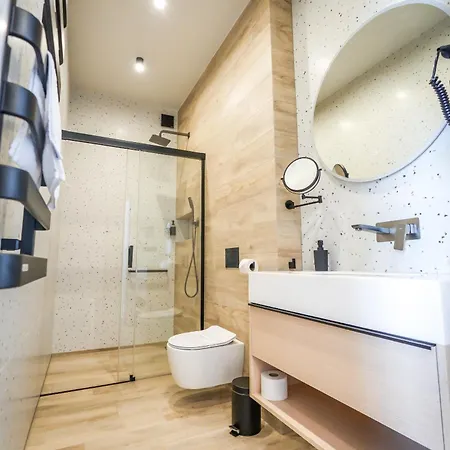 Jarota Hotel 3*