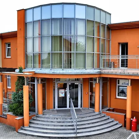 Jarota 3* יארוצין